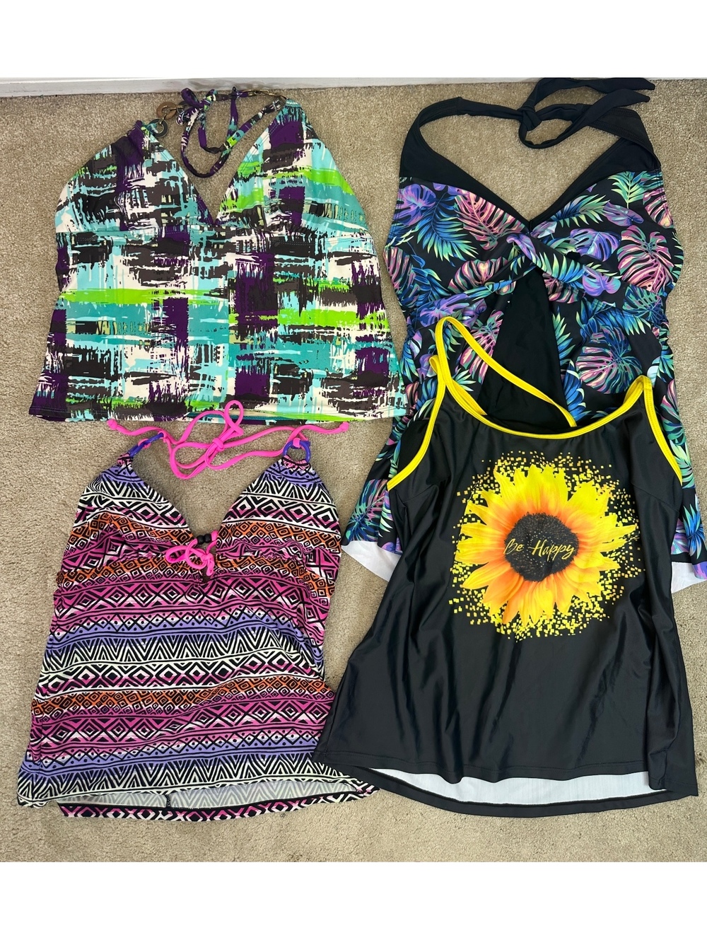 Women’s Sz L Bundle Of 4 Tankini Swimsuit Tops Bathing Cruise Resort Vacation